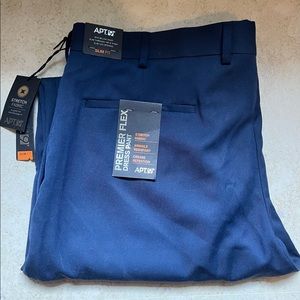 NWT Men’s Apt 9 Navy Dress Pants